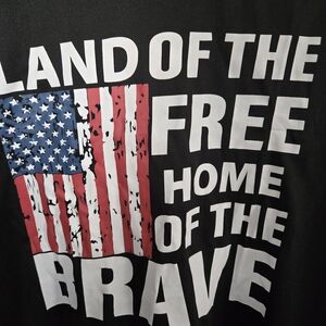 Size L Unisex USA Land of the Free T Shirt